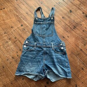 Old Navy distressed kids size 10-12 classic denim overalls shorts